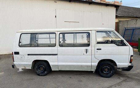 Toyota HiAce H50 H60 H70, 1989 год, 300 000 рублей, 3 фотография