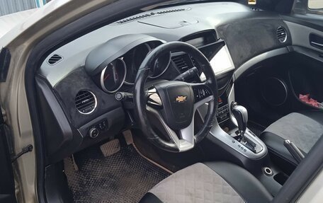 Chevrolet Cruze II, 2012 год, 900 000 рублей, 7 фотография