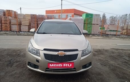 Chevrolet Cruze II, 2012 год, 900 000 рублей, 4 фотография