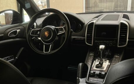 Porsche Cayenne III, 2015 год, 5 000 000 рублей, 17 фотография