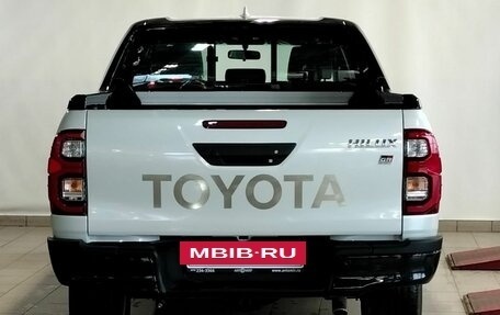 Toyota Hilux VIII, 2023 год, 6 800 000 рублей, 5 фотография