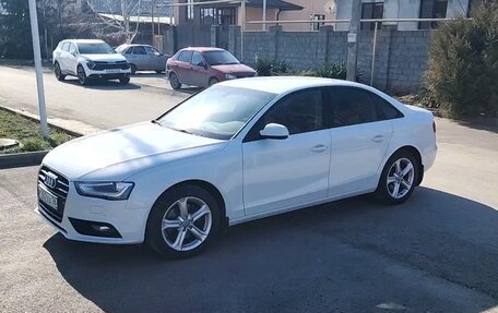 Audi A4, 2012 год, 2 100 000 рублей, 3 фотография