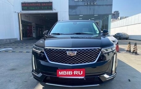 Cadillac XT6 I, 2023 год, 6 800 000 рублей, 2 фотография