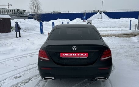 Mercedes-Benz E-Класс, 2019 год, 3 099 000 рублей, 6 фотография