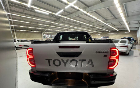 Toyota Hilux VIII, 2023 год, 6 550 000 рублей, 5 фотография