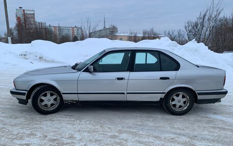 BMW 5 серия, 1993 год, 290 000 рублей, 1 фотография