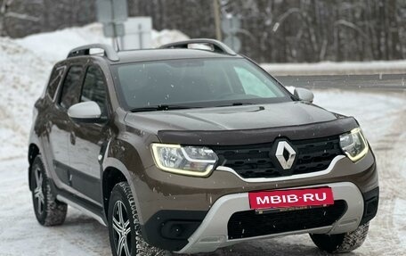 Renault Duster, 2021 год, 1 999 000 рублей, 2 фотография