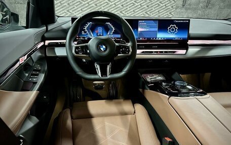 BMW 5 серия, 2023 год, 9 990 000 рублей, 6 фотография