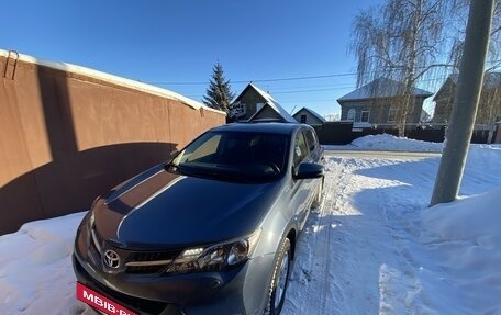 Toyota RAV4, 2013 год, 2 270 000 рублей, 3 фотография