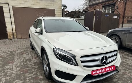Mercedes-Benz GLA, 2016 год, 2 500 000 рублей, 2 фотография