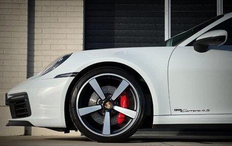 Porsche 911, 2023 год, 25 000 000 рублей, 9 фотография