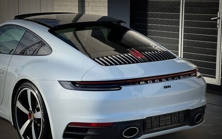 Porsche 911, 2023 год, 25 000 000 рублей, 11 фотография