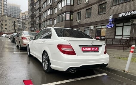 Mercedes-Benz C-Класс, 2012 год, 1 750 000 рублей, 2 фотография