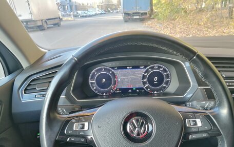Volkswagen Tiguan II, 2017 год, 3 000 000 рублей, 3 фотография