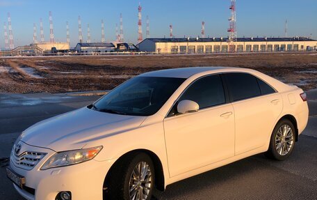 Toyota Camry, 2010 год, 1 530 000 рублей, 3 фотография