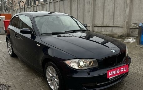 BMW 1 серия, 2008 год, 955 000 рублей, 2 фотография