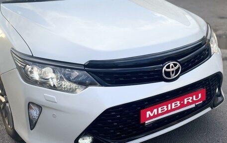 Toyota Camry, 2017 год, 2 350 000 рублей, 2 фотография