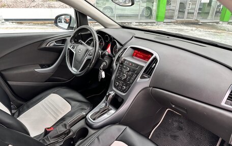 Opel Astra J, 2012 год, 800 000 рублей, 5 фотография