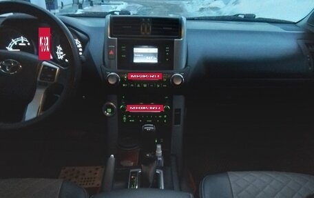 Toyota Land Cruiser Prado 150 рестайлинг 2, 2012 год, 2 850 000 рублей, 12 фотография