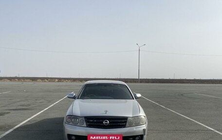 Nissan Gloria XI, 2001 год, 480 000 рублей, 3 фотография