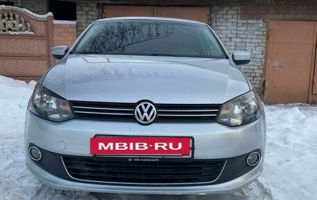 Volkswagen Polo VI (EU Market), 2012 год, 630 000 рублей, 4 фотография