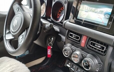 Suzuki Jimny, 2019 год, 3 000 000 рублей, 18 фотография