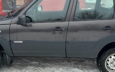 Chevrolet Niva I рестайлинг, 2016 год, 740 000 рублей, 2 фотография