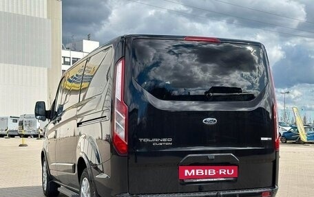 Ford Tourneo Custom I рестайлинг, 2023 год, 5 900 000 рублей, 4 фотография