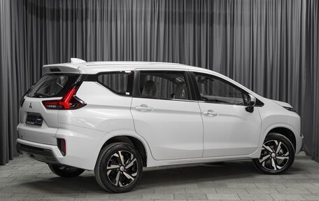 Mitsubishi Xpander, 2023 год, 2 700 000 рублей, 2 фотография