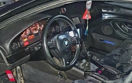 BMW 5 серия, 2002 год, 550 000 рублей, 2 фотография