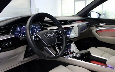 Audi e-tron I, 2021 год, 6 900 000 рублей, 5 фотография