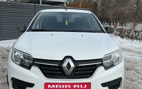 Renault Logan II, 2019 год, 940 000 рублей, 3 фотография