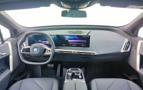 BMW iX, 2023 год, 8 299 000 рублей, 10 фотография