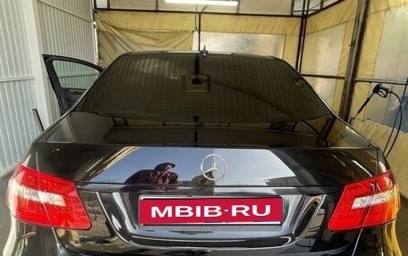 Mercedes-Benz E-Класс, 2010 год, 2 500 000 рублей, 9 фотография