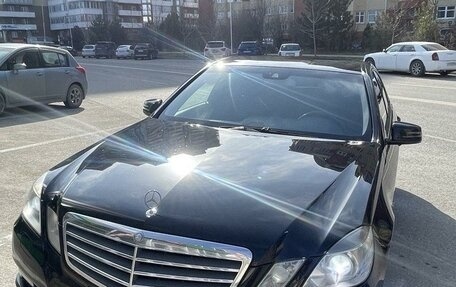 Mercedes-Benz E-Класс, 2010 год, 2 500 000 рублей, 2 фотография