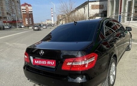 Mercedes-Benz E-Класс, 2010 год, 2 500 000 рублей, 4 фотография