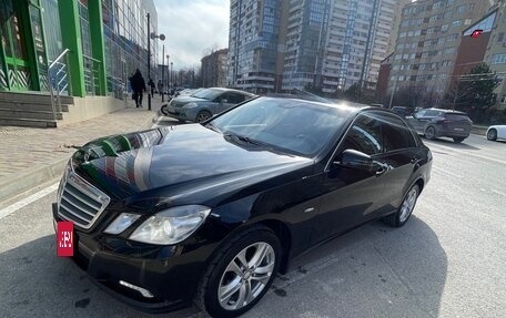 Mercedes-Benz E-Класс, 2010 год, 2 500 000 рублей, 6 фотография