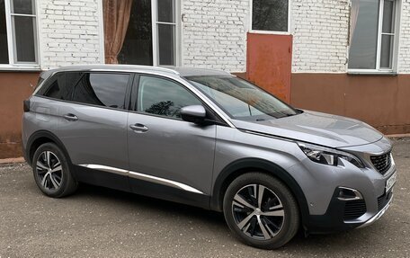 Peugeot 5008 II, 2018 год, 1 890 000 рублей, 2 фотография