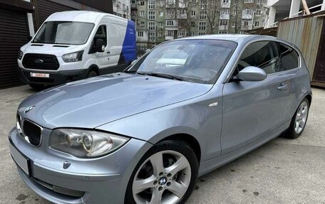 BMW 1 серия, 2009 год, 920 000 рублей, 3 фотография