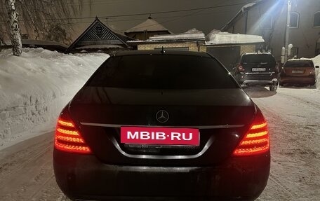 Mercedes-Benz S-Класс, 2012 год, 2 100 000 рублей, 3 фотография