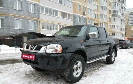 Nissan NP300, 2011 год, 970 000 рублей, 1 фотография