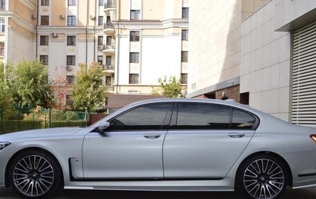 BMW 7 серия, 2019 год, 7 500 000 рублей, 6 фотография