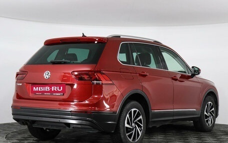 Volkswagen Tiguan II, 2018 год, 2 697 000 рублей, 5 фотография