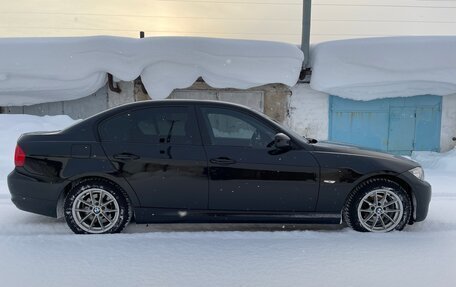 BMW 3 серия, 2011 год, 1 300 000 рублей, 4 фотография