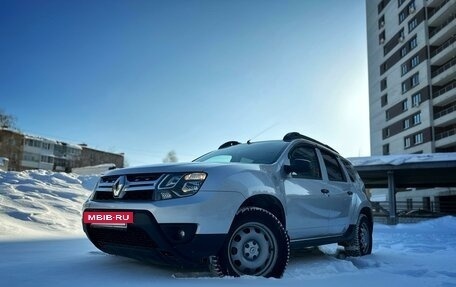 Renault Duster I рестайлинг, 2017 год, 1 550 000 рублей, 9 фотография