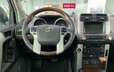 Toyota Land Cruiser Prado 150 рестайлинг 2, 2010 год, 2 749 000 рублей, 9 фотография