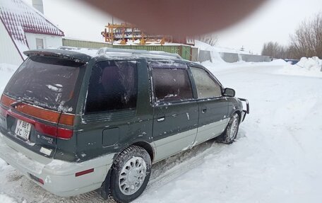 Mitsubishi Chariot III, 1993 год, 140 000 рублей, 3 фотография
