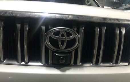Toyota Land Cruiser Prado 150 рестайлинг 2, 2011 год, 2 897 000 рублей, 10 фотография