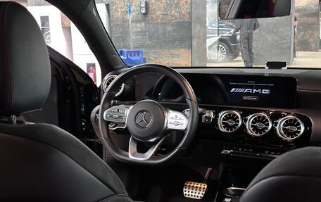 Mercedes-Benz A-Класс AMG, 2021 год, 5 900 000 рублей, 6 фотография