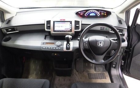 Honda Freed I, 2013 год, 1 000 000 рублей, 9 фотография